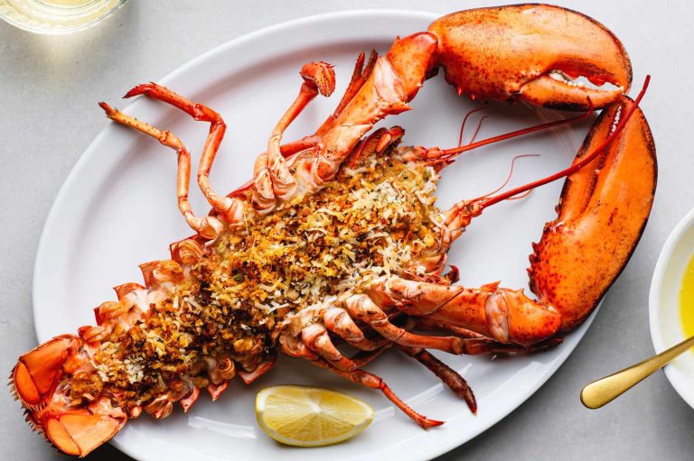 Easy and Elegant Baked Stuffed Lobster: A Classic Made Simple