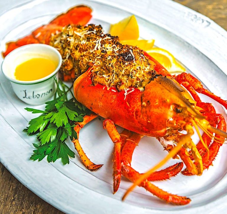 Restaurant-Style Lobster at Home: A Luxurious Yet Simple Recipe Anyone Can Make